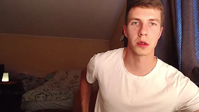 Snapshot of Chris_Brien chatting on October 21, 2025, 10:03 am Chris Brien online show from October 21, 2025, 10:03 am