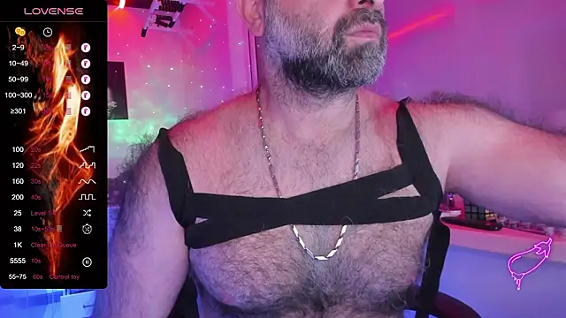 Snapshot of MAGABEAR077 chatting on February 3, 2026, 10:48 pm MAGABEAR077 online show from February 3, 2026, 10:48 pm