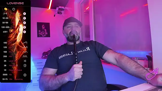 Snapshot of MAGABEAR077 chatting on February 11, 2026, 9:53 am MAGABEAR077 online show from February 11, 2026, 9:53 am