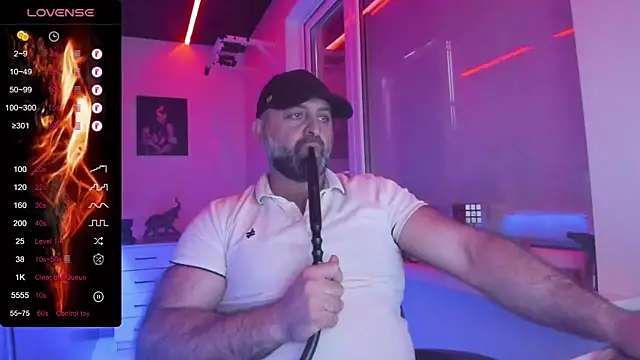 MAGABEAR077 online show from May 18, 2026, 12:21 pm