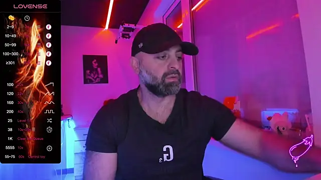 Snapshot of MAGABEAR077 chatting on January 15, 2026, 5:11 am MAGABEAR077 online show from January 15, 2026, 5:11 am