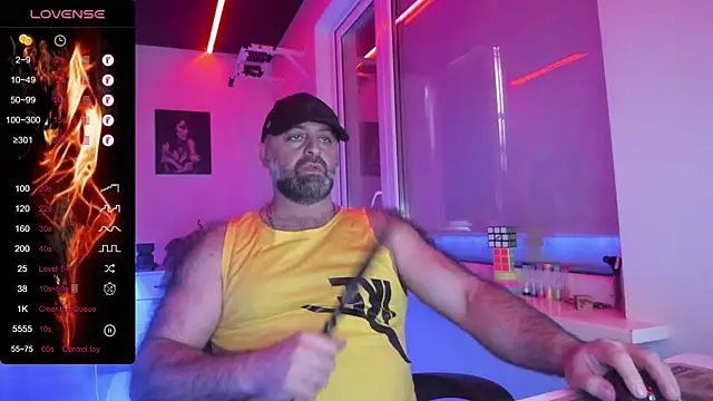 MAGABEAR077 online show from May 8, 2026, 6:17 am