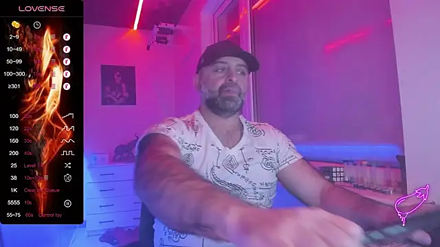 Snapshot of MAGABEAR077 chatting on February 27, 2026, 8:36 am MAGABEAR077 online show from February 27, 2026, 8:36 am