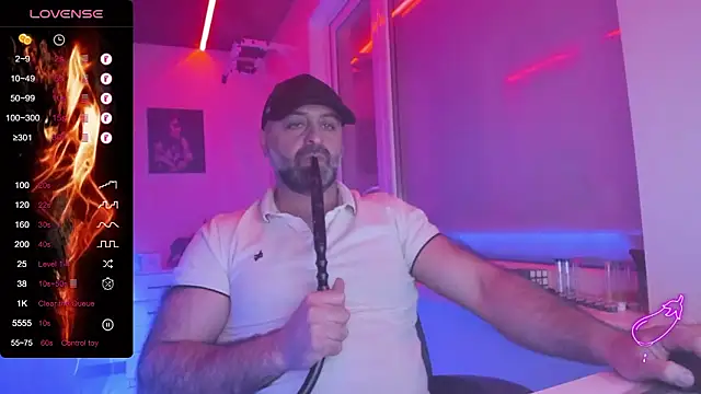 Snapshot of MAGABEAR077 chatting on February 16, 2026, 2:43 am MAGABEAR077 online show from February 16, 2026, 2:43 am