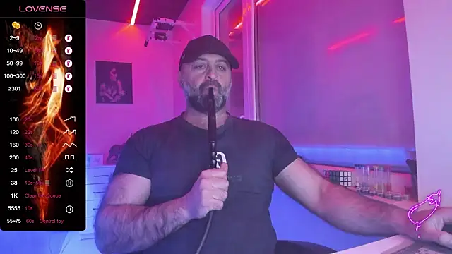 Snapshot of MAGABEAR077 chatting on February 21, 2026, 7:38 pm MAGABEAR077 online show from February 21, 2026, 7:38 pm