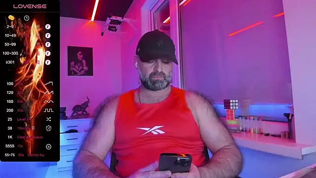 MAGABEAR077 online show from May 17, 2026, 8:20 pm