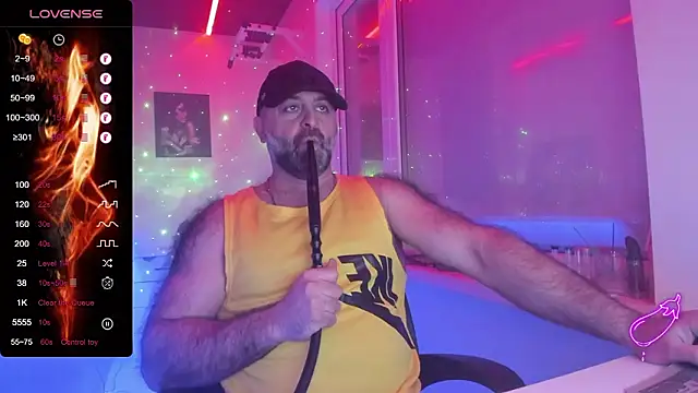 Snapshot of MAGABEAR077 chatting on February 6, 2026, 3:41 pm MAGABEAR077 online show from February 6, 2026, 3:41 pm