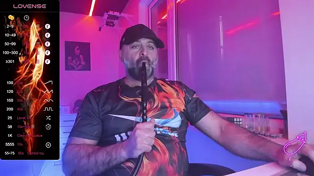 Snapshot of MAGABEAR077 chatting on February 22, 2026, 7:44 am MAGABEAR077 online show from February 22, 2026, 7:44 am