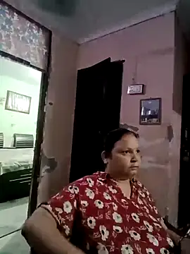 Snapshot of Kavya_kapoor chatting on May 6, 2026, 2:21 pm Kavya kapoor online show from May 6, 2026, 2:21 pm