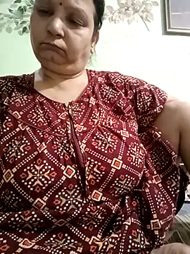 Snapshot of Kavya_kapoor chatting on May 9, 2026, 4:54 pm Kavya kapoor online show from May 9, 2026, 4:54 pm