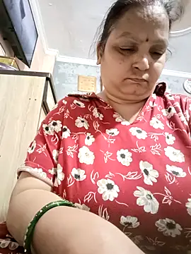 Snapshot of Kavya_kapoor chatting on April 10, 2026, 5:20 pm Kavya kapoor online show from April 10, 2026, 5:20 pm