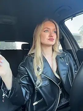 Devill Angel  online show from March 15, 2026, 6:53 am