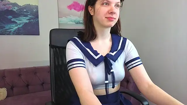 Baby Evalena online show from May 11, 2026, 5:09 am