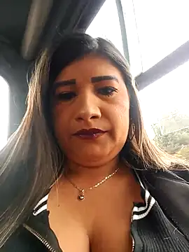 Snapshot of Hannahcandyy chatting on February 3, 2026, 12:43 pm Hannahcandyy online show from February 3, 2026, 12:43 pm