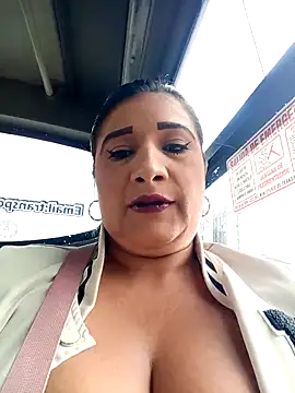 Snapshot of Hannahcandyy chatting on February 20, 2026, 1:24 pm Hannahcandyy online show from February 20, 2026, 1:24 pm