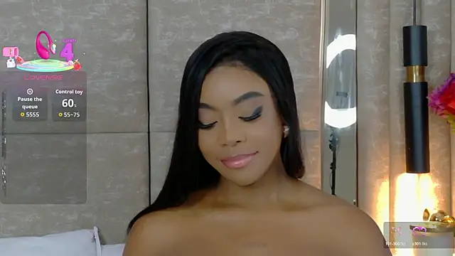 Snapshot of Lola_King chatting on April 16, 2026, 4:24 am Lola King online show from April 16, 2026, 4:24 am