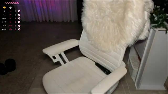 Snapshot of Lady__Boom chatting on January 31, 2025, 4:47 am Lady  Boom online show from January 31, 2025, 4:47 am