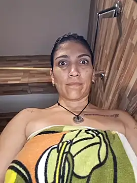 Snapshot of micaelajones chatting on December 19, 2024, 2:24 pm micaelajones online show from December 19, 2024, 2:24 pm