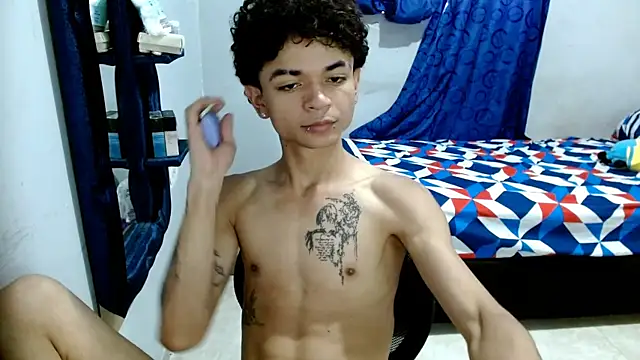 Snapshot of Lovebeng_ chatting on February 25, 2025, 10:09 pm Lovebeng  online show from February 25, 2025, 10:09 pm
