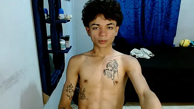 Snapshot of Lovebeng_ chatting on March 9, 2025, 10:52 pm Lovebeng  online show from March 9, 2025, 10:52 pm