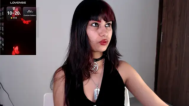 Little-Lucifer online show from June 17, 2026, 7:57 pm