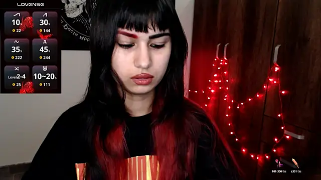 Little-Lucifer online show from February 13, 2026, 9:59 pm