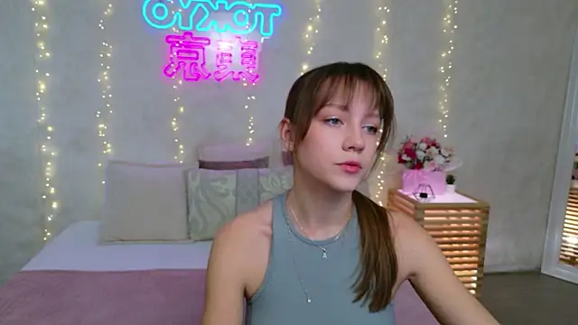 AliceBrayan online show from April 15, 2026, 5:06 pm