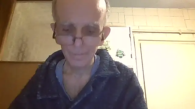 mariusica1xh online show from February 23, 2026, 6:19 pm