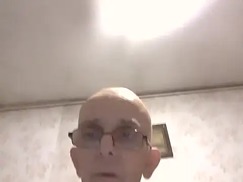 mariusica1xh online show from November 11, 2025, 10:26 pm