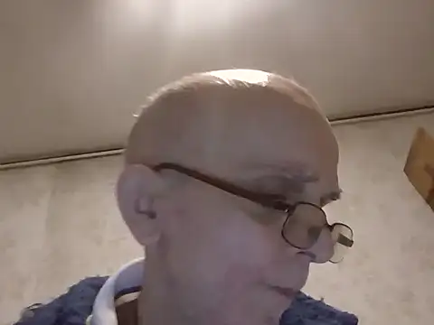 mariusica1xh online show from November 29, 2025, 8:31 pm