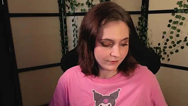 Diana Flower online show from April 22, 2026, 1:07 pm