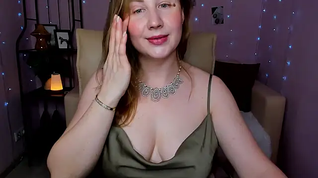 Helens love online show from February 26, 2025, 2:41 am