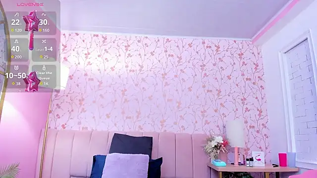 amber-hill online show from February 2, 2026, 7:02 pm