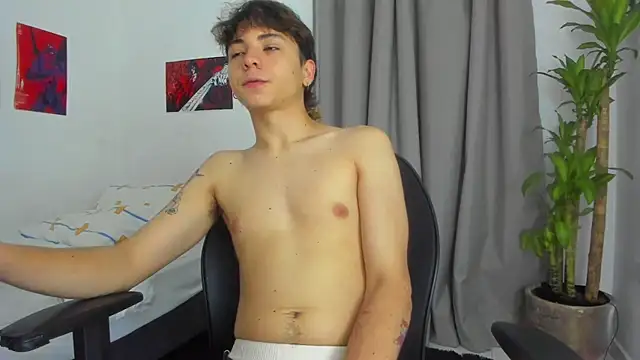 Joe23   online show from December 4, 2025, 2:21 am