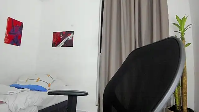 Joe23   online show from November 13, 2025, 2:37 am