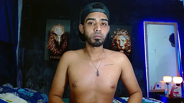 Snapshot of ryanse_hot chatting on November 4, 2025, 6:44 pm ryanse hot online show from November 4, 2025, 6:44 pm