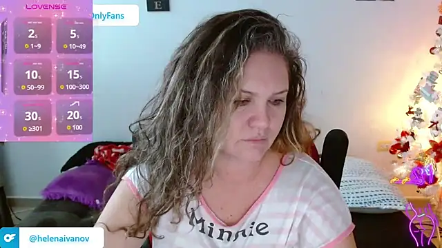 helenca43 online show from December 22, 2025, 9:53 am