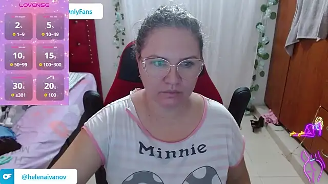 helenca43 online show from January 14, 2026, 12:09 pm