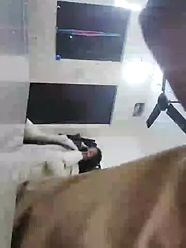 riya190 online show from January 8, 2025, 6:09 pm