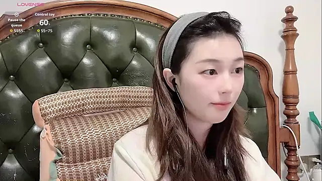 Sweet-Angel999 online show from July 23, 2026, 5:31 pm