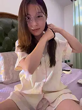 Sweet-Angel999 online show from June 8, 2026, 3:23 pm