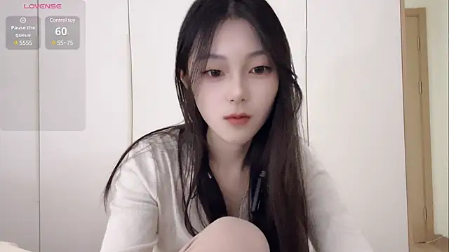 Sweet-Angel999 online show from January 2, 2025, 6:34 pm