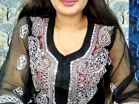 Aarvi Arora online show from December 3, 2025, 11:31 am