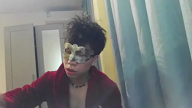 shuai321 online show from March 11, 2025, 12:17 pm