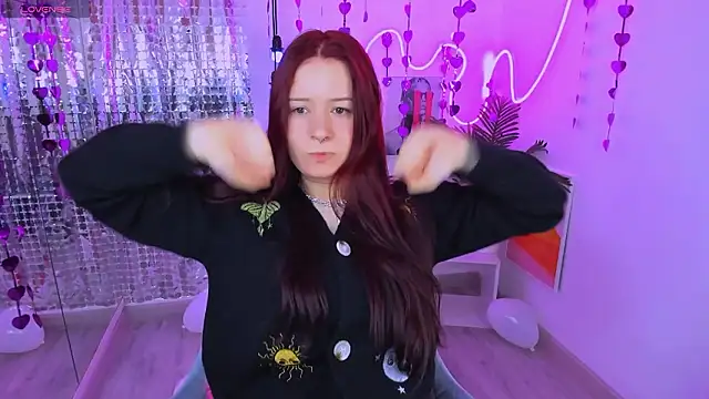 Snapshot of Lily_Moonlight chatting on February 15, 2026, 7:20 am Lily Moonlight online show from February 15, 2026, 7:20 am