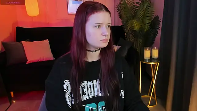 Snapshot of Lily_Moonlight chatting on March 1, 2026, 7:19 am Lily Moonlight online show from March 1, 2026, 7:19 am