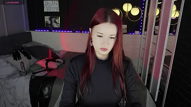 Snapshot of Lily_Moonlight chatting on October 1, 2025, 7:24 am Lily Moonlight online show from October 1, 2025, 7:24 am