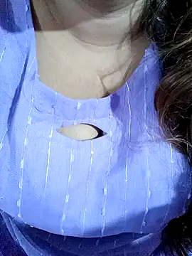 Beautyy38 online show from December 3, 2025, 2:45 am