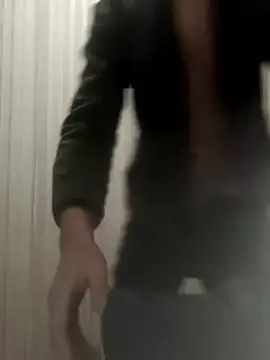 Snapshot of Nik888Nik888 chatting on January 14, 2026, 5:11 am Nik888Nik888 online show from January 14, 2026, 5:11 am