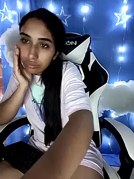 ifeelverywet andhot online show from November 26, 2025, 2:50 pm